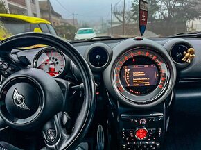 Mini CountryMan S 1.6 turbo benzin 135kw 4x4 - 9