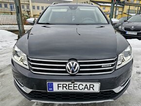 Volkswagen Passat Alltrack 2.0 TDI Highline 4MOTION - 9