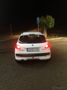 Peugeot 206+ - 9