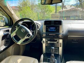 TOYOTA Land Cruiser 3.0 D-4D AT SK 2.Majitel - 9