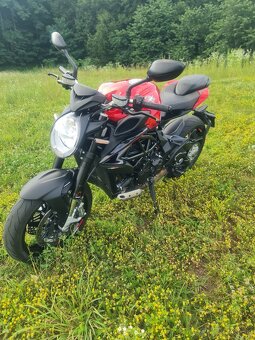 Mv Agusta brutale 800 - 9