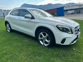 Mercedes-Benz GLA 200 d 4MATIC A/T - 9