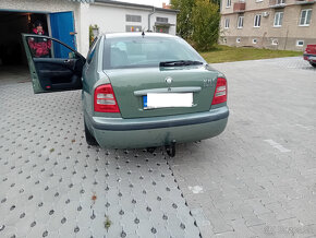 predam skoda octavia,r.v.2002.81.KW.STK EK UPLNE NOVA. - 9