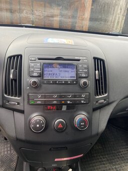 HYUNDAI i30 - 9