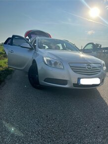 Opel Insignia ST  2.0 CDTI - 9