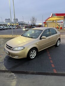 Predám chevrolet lacetti 1.6 16v rok 2005 - 9