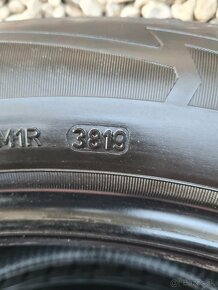 235/60 R18 Goodyear Ultra Grip zimné. - 9