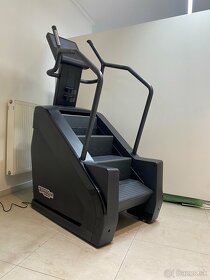 Technogym Artis Step Black edition- schodový trenaž - 9