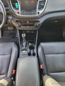 Hyundai Tucson 2.0   4x4. Automat - 9