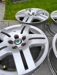 5x100 R15 Skoda alu disky - 9