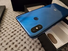 Xiaomi Mi 8 dual sim 6/128GB - 9