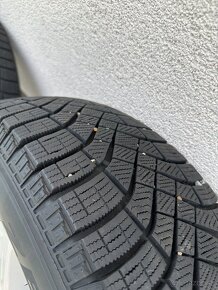 Zimna Sada 215/65 R17 PIRELI - 9