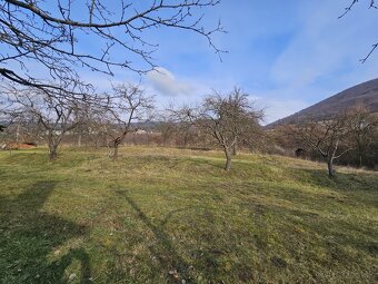 Na predaj 5-izbový rodinný dom s  rozľahlým pozemkom 2158 m2 - 9