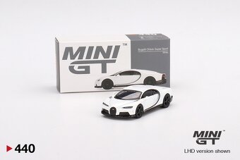 1:64 Bugatti Chiron, Centodieci - 9