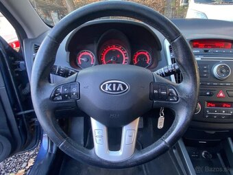 Kia Ceed 1.6 CRDI 94kW klima tempomat el.okna 2011 - 9