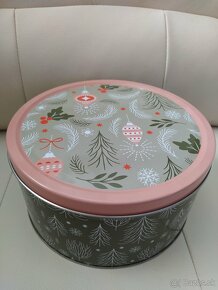 NOVÁ porcelánová šálka s podšálkou (iba osobný odber) - 9