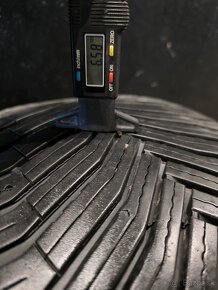 255/45 R19 Michelin celoročné pneumatiky - 9