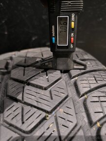 235/50 R20 Pirelli zimne pneumatiky - 9