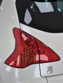 Peugeot 3008 Hybrid4 2.0 hdi TOP STAV - 9