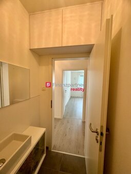 Nehnuteľnosť Bratislava - Na predaj 2-izbový apartmán v roma - 9