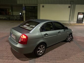 Hyundai accent - 9