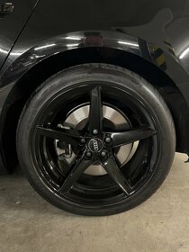 5x112 org. audi A5 245/40 r18 93Y 6-7mm  cierne - 9