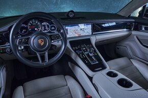 Porsche Panamera Turbo 4x4 A/T, 2017, 404kW, DPH - 9