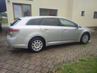 Toyota Avensis Combi 2.0 D4D - 9