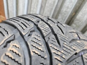 2 + 1 Špičkové zimné pneu Nokian Snowproof - 235/60 r18 - 9