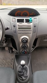 Toyota Yaris 1,33 VVTi ,r.v. 2010 - 9