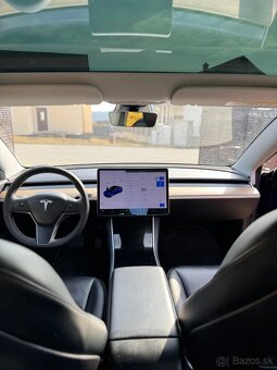 Tesla Model 3 SR plus - 9