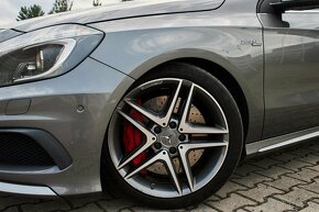 Mercedes-Benz A 45 AMG 4Matic - 9