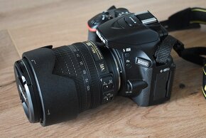 Nikon D5600 - wifi BT - dotyk. display AF VR objektiv 18-105 - 9