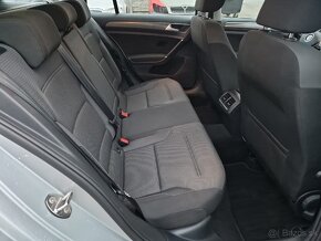 Predám Volkswagen Golf 2.0 TDI 110 KW DSG-Automat r.v.2020 - 9