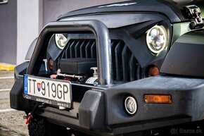 Jeep Wrangler SAHARA 2.8 A/T - 9