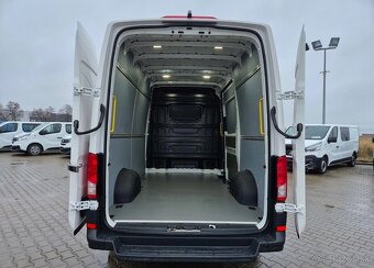 Volkswagen Crafter L2H2 2,0TDi / 140 Hp - 9