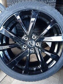 MAZDA 18"///215/45 R18///SNÍMAČE -ZIMNÁ SADA - 9