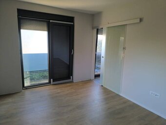 CHORVÁTSKO - Troj-podlažný apartmán s krásnym výhľadom - PET - 9