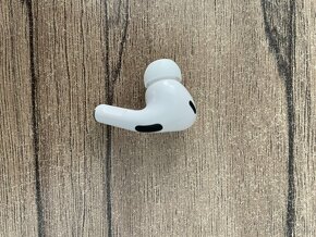 Apple Airpods 2 Pro - 9