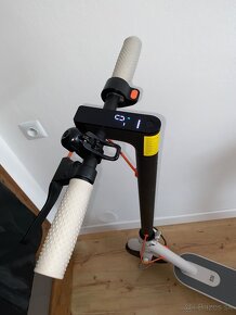 Xiaomi MI Electric Scooter 3 - 9