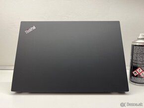 Lenovo ThinkPad T590 15.6" i5-8365U/16GB/256GB/FHD/IPS/ZÁR - 9