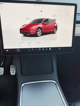 Tesla model Y Long Range - 9