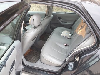 Renault Laguna 1.9dCi - 9