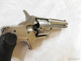 Revolver Remington Smoot - 9
