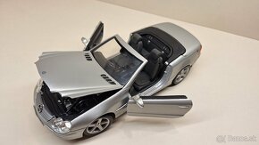 1:18 MERCEDES-BENZ SL-KLASSE - 9