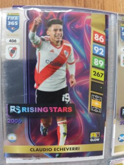 Futbalové kartičky Fifa 365 2025 - Rising Stars - 9