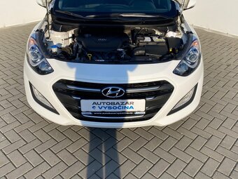 Hyundai i30 1.6i 99kW ČR 1.maj. TOP - 9