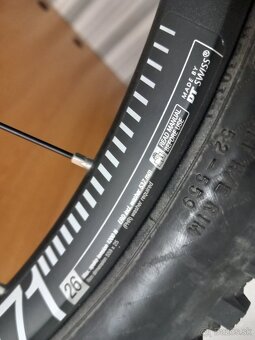 kolesa Dt Swiss EX471-854g ,Bontrager XXX carbon 899g hor. k - 9