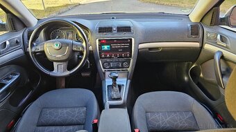 Skoda Octavia Combi 2.0 Tdi 103kw 2010 DSG - 9