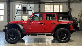 Jeep Wrangler - 9